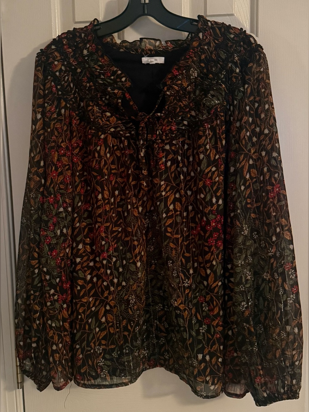 MAURICES Floral Peasant Tie-Neck ruffle Top 2X - Picture 2 of 8